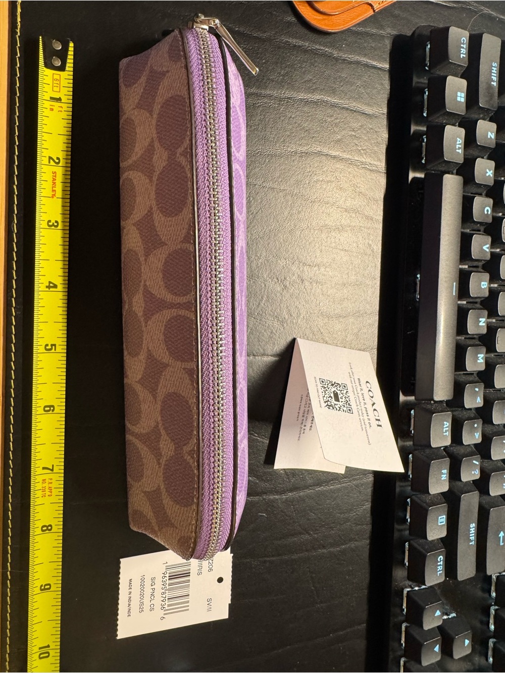 Coach signature pencil case in iris / purple